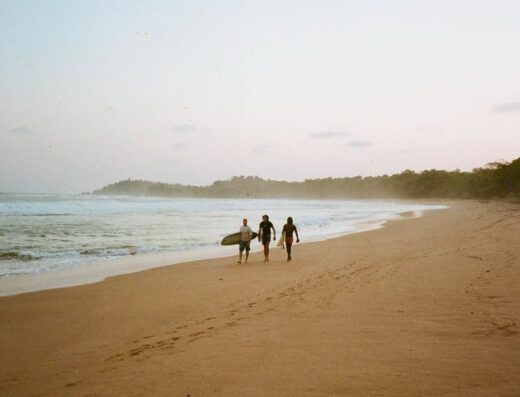 Loshe’s Surf School & Camp