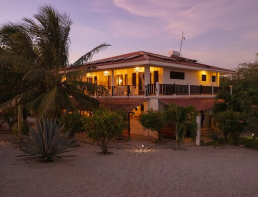 Playa Poderosa Beach House, Popoyo, Nicaragua
