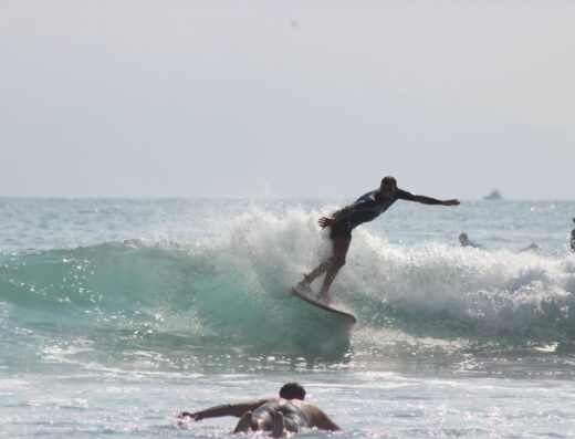 Surf Guiding in Tamarindo