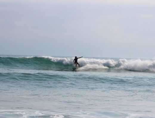 Surf Guiding in Tamarindo