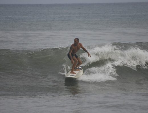 Surf Guiding in Tamarindo