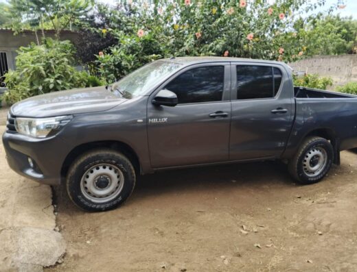 Nicaragua Surf-Ready Toyota Hilux 4×4