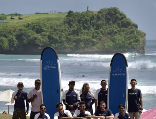 Premium surf lessons for all levels. Join us today! Dawn Patrol Bali Surfachool