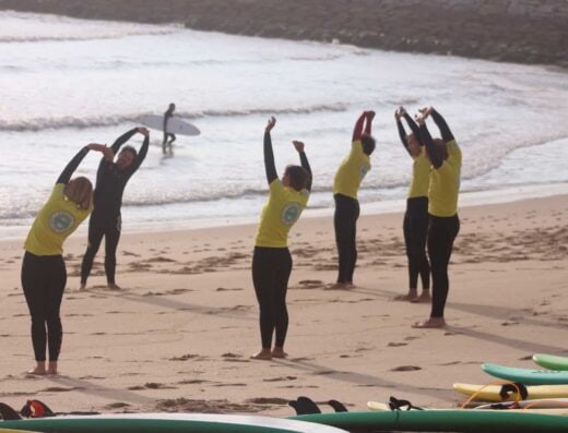 Porto: Surf Lesson in Small Groups