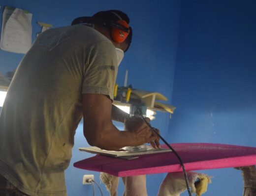 Surfboard Ding Repair | Limón Dos, Tola